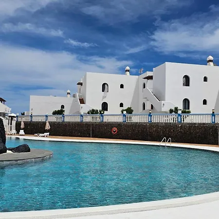 Con Piscina A 500m De La Playa Apartment